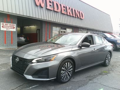 Used 2024 Nissan Altima 2.5 SV