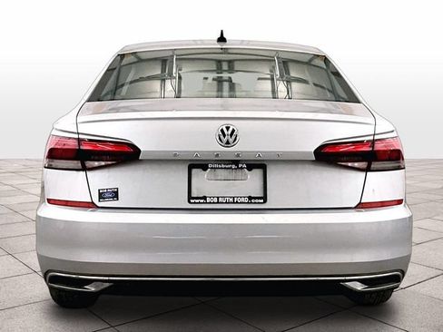 Used 2021 Volkswagen Passat 2.0T S FWD image 4