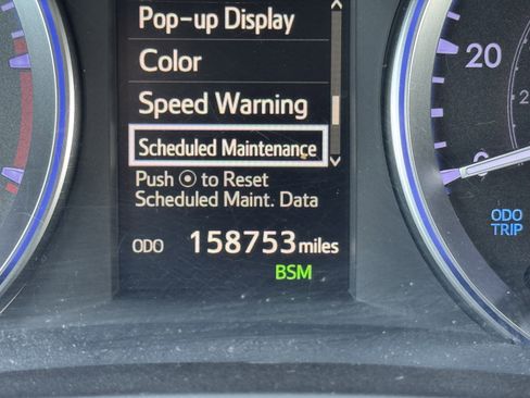 Used 2019 Toyota Highlander XLE image 20