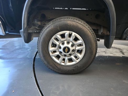 Used 2026 Chevrolet Silverado 2500 W/T w/ WT/CX Safety Package image 9