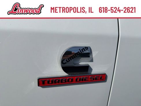 Used 2024 RAM 2500 Laramie w/ Safety Group AWD/4WD image 2