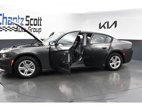 Used 2022 Dodge Charger SXT w/ Leather Interior Group image 33