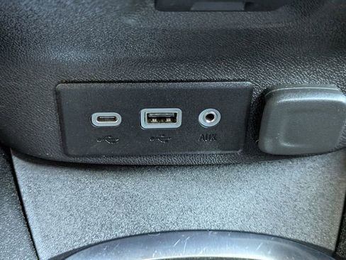 Used 2024 Chevrolet Malibu LT image 23