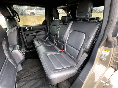 Certified 2025 Ford Bronco Outer Banks image 21