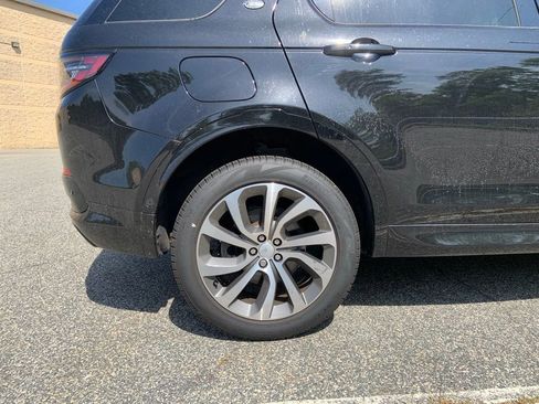 Certified 2024 Land Rover Discovery Sport S image 10