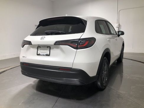 New 2026 Honda HR-V LX image 7