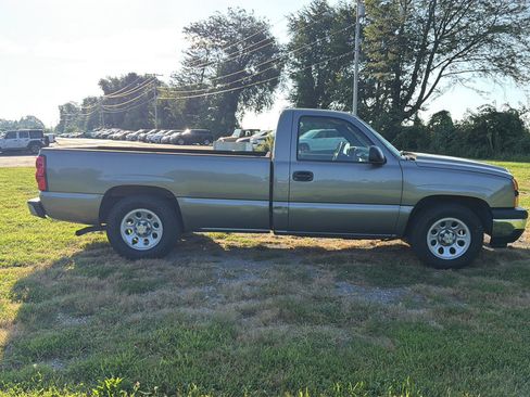 Used 2006 Chevrolet Silverado 1500 W/T RWD image 5