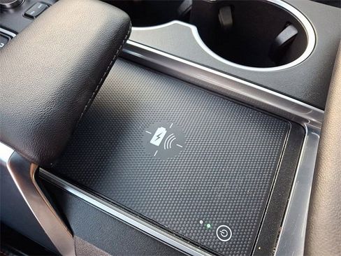 Used 2023 Acura MDX A-Spec image 27