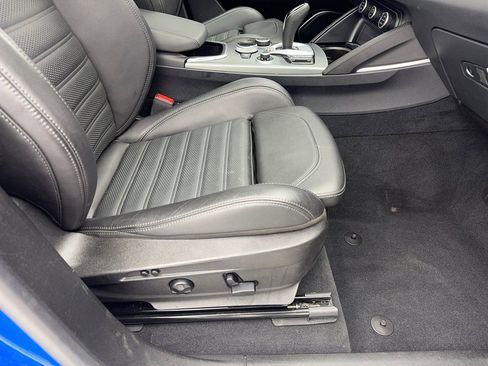 Used 2023 Alfa Romeo Stelvio Veloce image 44