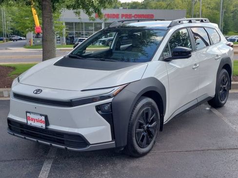Used 2026 Toyota bZ Woodland AWD/4WD image 7