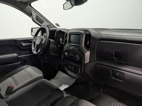 Used 2024 Chevrolet Silverado 1500 Custom AWD/4WD image 19