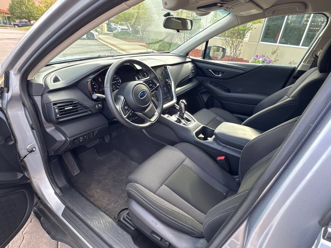 Used 2020 Subaru Outback Premium AWD/4WD image 23