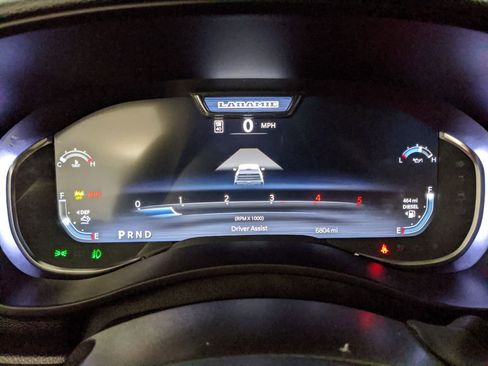 Used 2025 RAM 3500 Laramie image 19