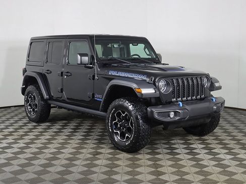 Used 2022 Jeep Wrangler Unlimited Rubicon 4xe image 2