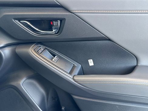 New 2025 Subaru Crosstrek 2.5i Limited w/ Crosstrek Mirror Package image 21