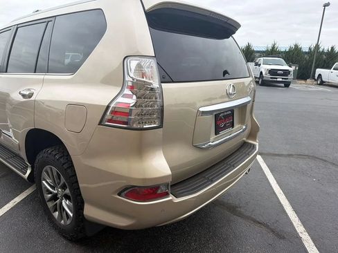 Used 2015 Lexus GX 460 w/ Premium Package AWD/4WD image 85