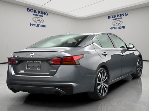 Used 2021 Nissan Altima 2.0 SR image 10