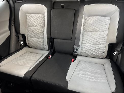 Used 2019 Chevrolet Equinox LS FWD image 20
