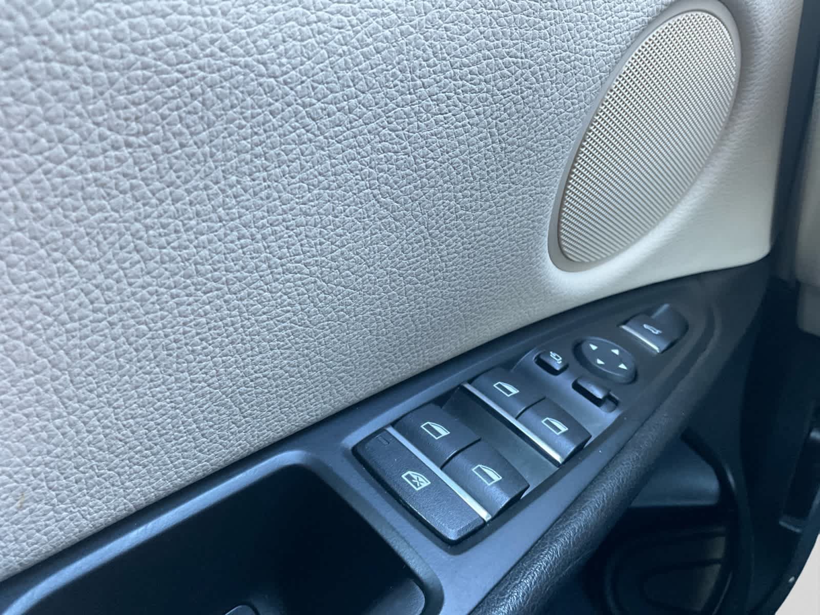 Used 2018 BMW X5 xDrive35d w/ Driving Assistance Package AWD/4WD image 19