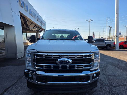 Used 2025 Ford F350 XLT image 10