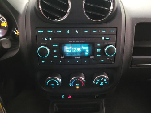 Used 2015 Jeep Patriot Sport w/ Power Value Group AWD/4WD image 25