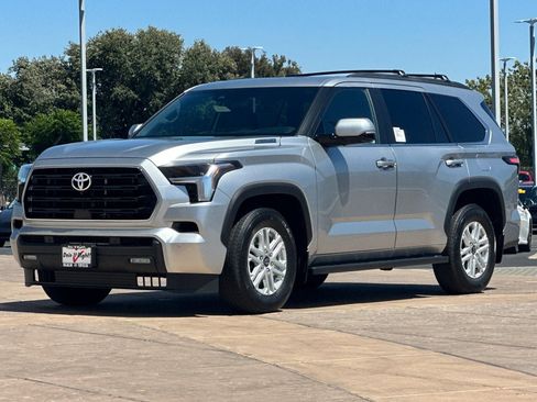 New 2026 Toyota Sequoia SR5 AWD/4WD image 8