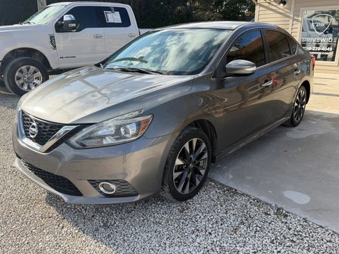 Used 2016 Nissan Sentra SR w/ Driver's Assist Package image 2