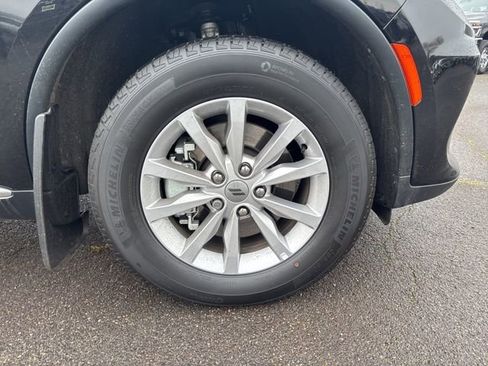 Certified 2024 Dodge Durango SXT image 2