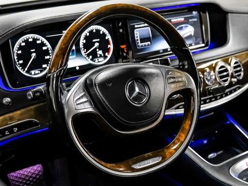 Used 2017 Mercedes-Benz S 550 Sedan image 20