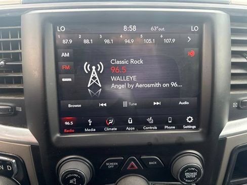 Used 2018 RAM 1500 Big Horn AWD/4WD image 2