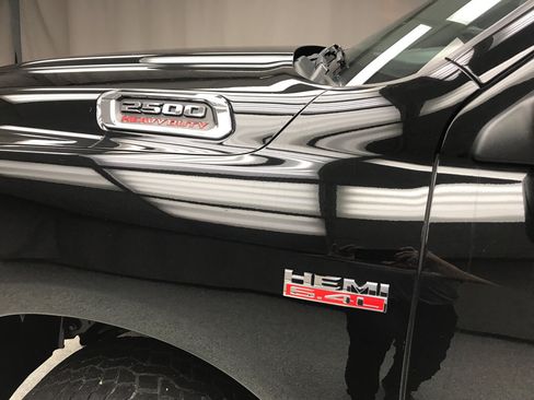 Used 2021 RAM 2500 Tradesman w/ Towing Technology Group image 9