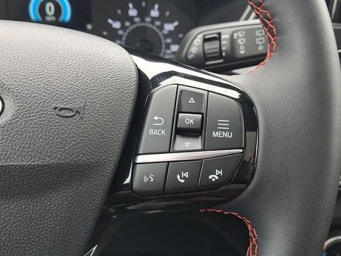 Certified 2022 Ford Escape SEL w/ SEL Stealth AWD Package image 22