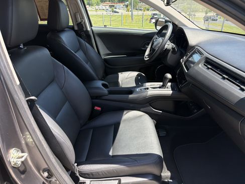 Used 2017 Honda HR-V EX-L image 32