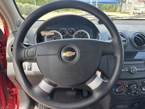 Used 2009 Chevrolet Aveo LT w/ Power and Convenience Package FWD image 20