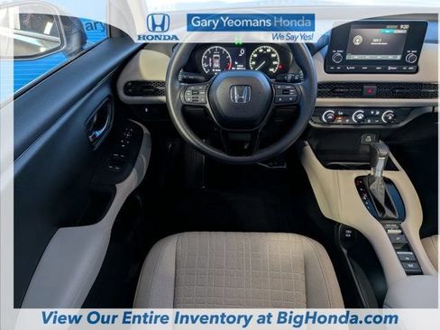 Used 2024 Honda HR-V LX image 17