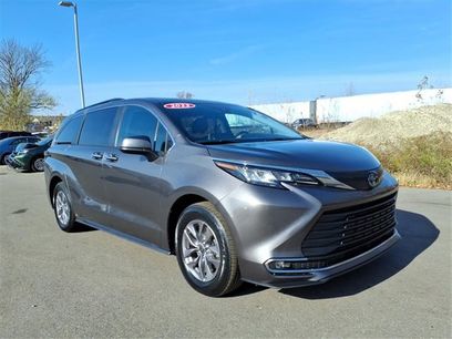 Certified 2023 Toyota Sienna XLE