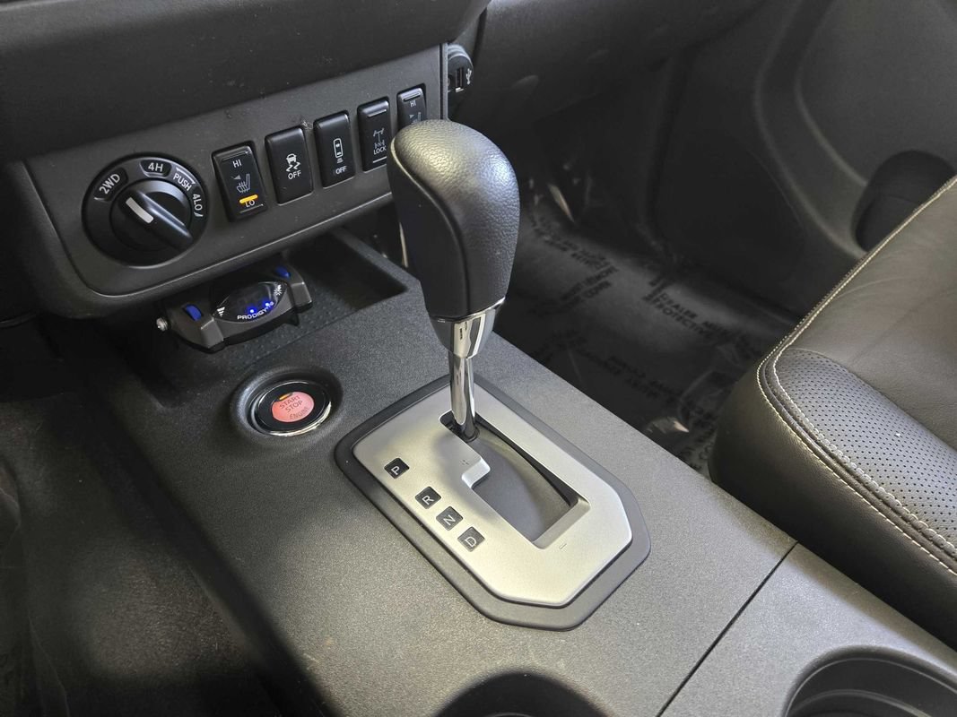 Used 2020 Nissan Frontier PRO-4X AWD/4WD image 19