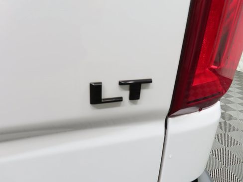 Used 2022 Chevrolet Silverado 1500 LT Trail Boss w/ Convenience Package II image 46