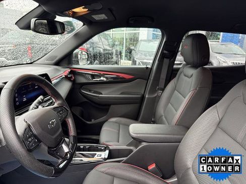 Used 2024 Chevrolet TrailBlazer RS w/ Convenience Package image 9