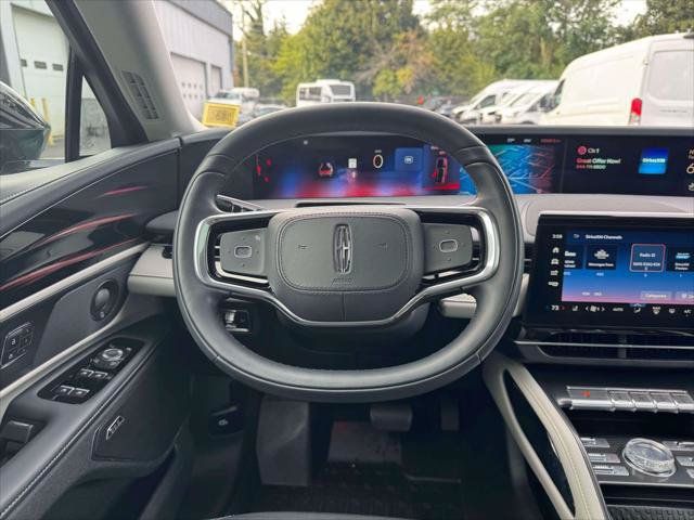 Certified 2025 Lincoln Nautilus Reserve AWD/4WD image 22