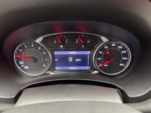 Used 2022 GMC Terrain SLT w/ Tech Package image 15