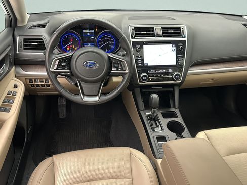 Used 2018 Subaru Outback 3.6R Limited AWD/4WD image 13