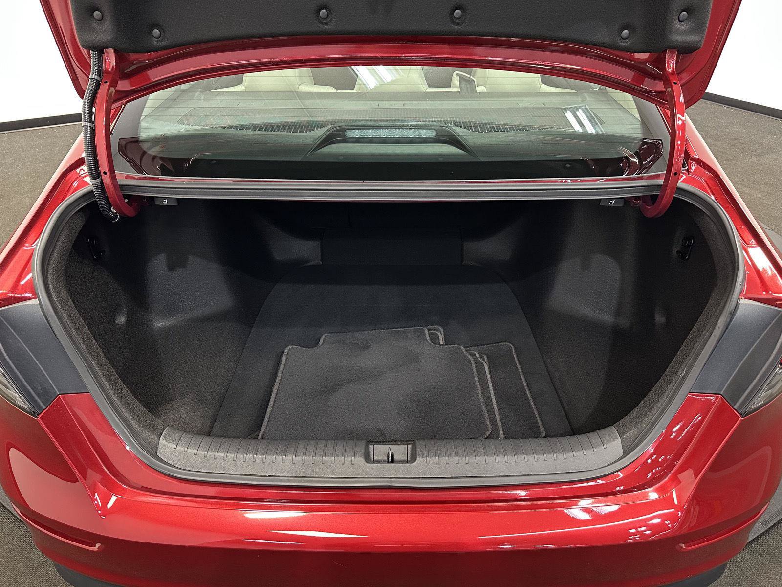 Certified 2023 Honda Accord EX image 27