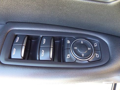 Used 2024 Cadillac XT6 Luxury w/ LPO, Floor Liner Package AWD/4WD image 17