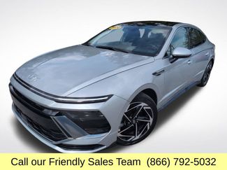 Used 2024 Hyundai Sonata SEL w/ Convenience Package FWD video 1