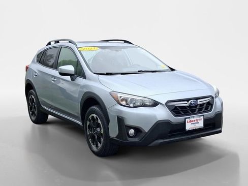 Used 2021 Subaru Crosstrek 2.0i Premium w/ Moonroof Package AWD/4WD image 1