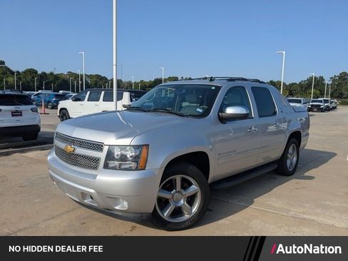 Used 2013 Chevrolet Avalanche LTZ RWD image 1