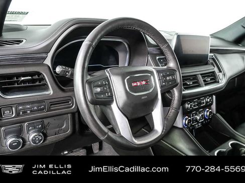 Used 2022 GMC Yukon SLT w/ SLT Premium Package RWD image 4
