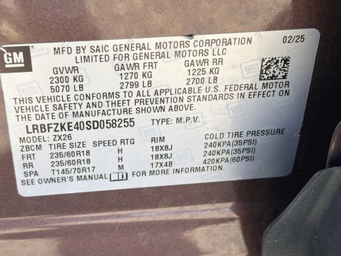 Used 2025 Buick Envision Preferred AWD/4WD image 36