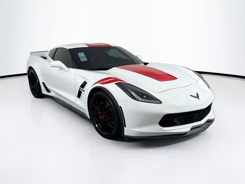 Used 2018 Chevrolet Corvette Grand Sport RWD image 9
